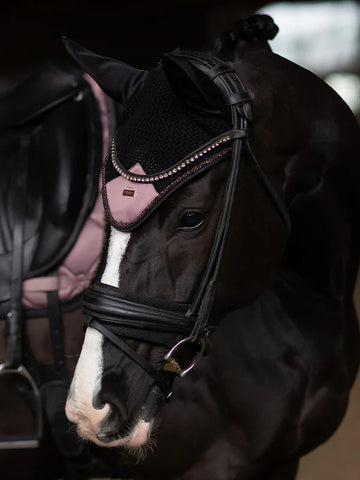 Equestrian Stockholm Anemone Bonnet